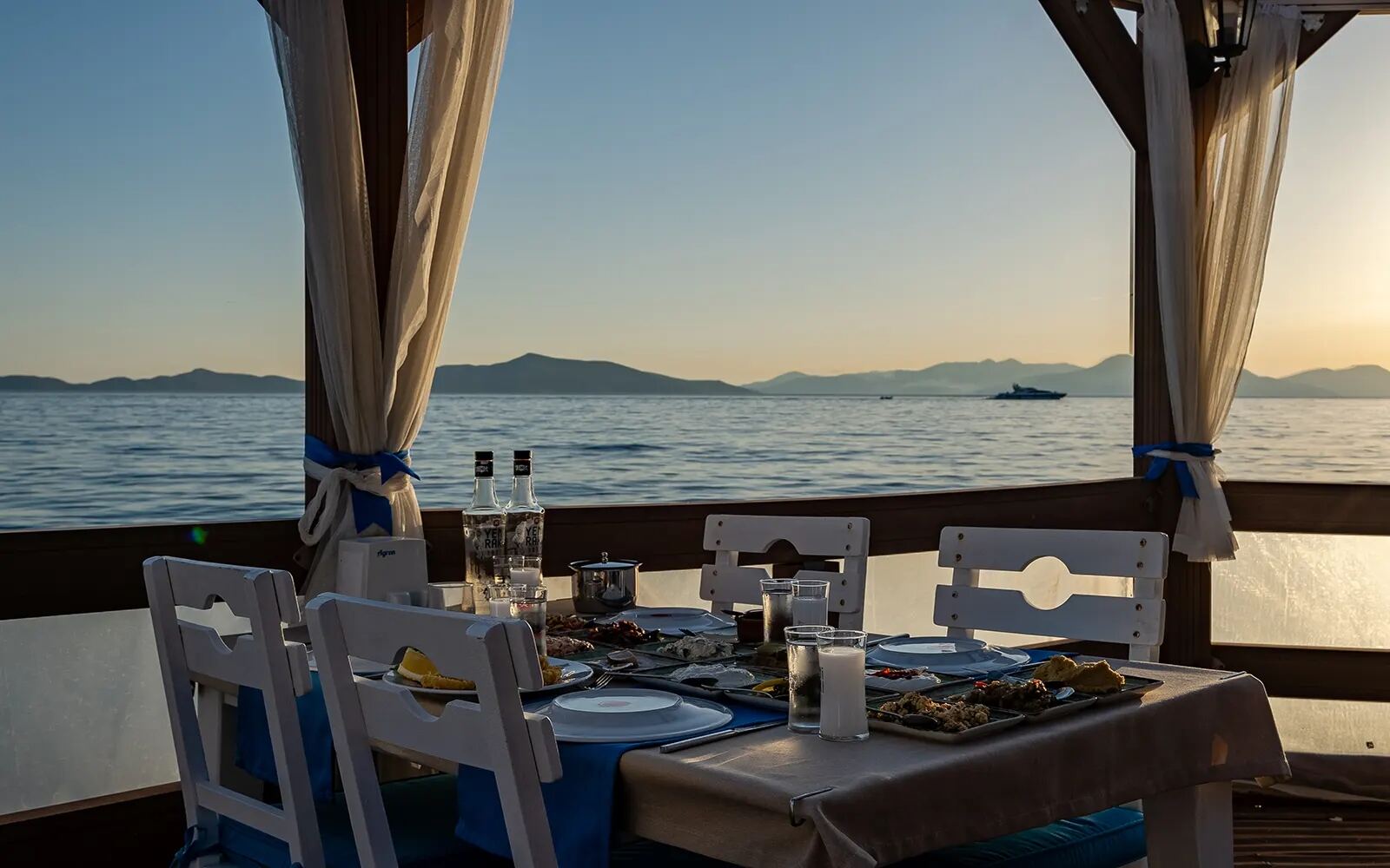Plaj ve İskele — Bodrum Golden Beach Otel